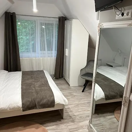 Alojamento de Turismo Selvagem B2 Langa Strandul Banffy